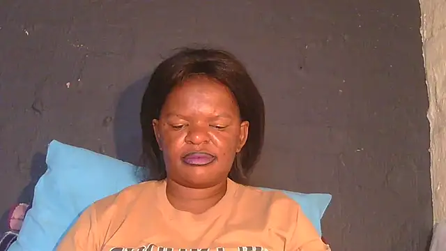 ebony_rose11: онлайн-секс-чат