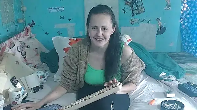 Chatroom XXX en direct de brighteyes77