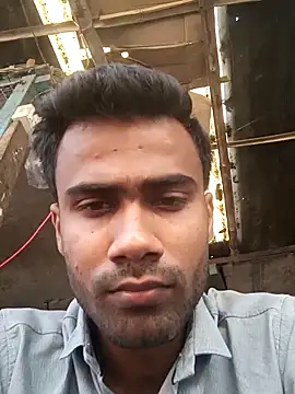 Skinny_Bigass_23 在線直播表演