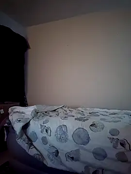 Pokazy przed kamerką – SexyAssPosingGuy