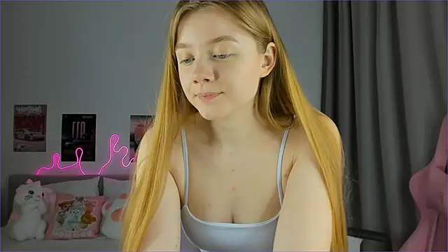 EvaRaee Adlı Modelin Canlı XXX Sohbeti