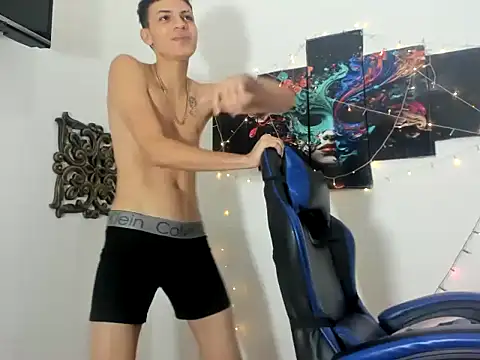 Yherferson_45 Webcamshow