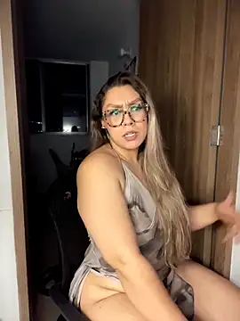 Im_sophiie 在線直播表演