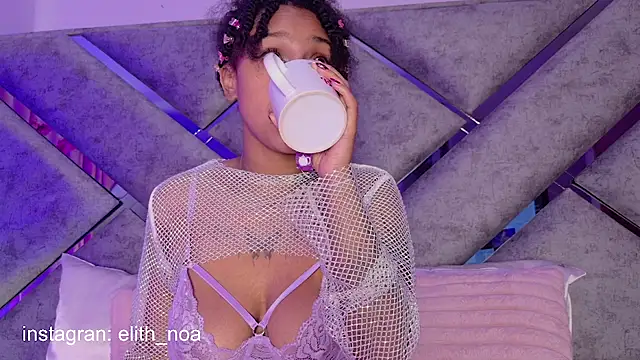 Chat +18 de Elith_noa ao vivo