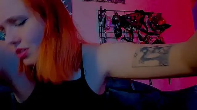 Chat XXX ao vivo de the_high_priestess