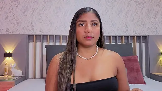 Chat +18 de Emma_Carteer_1 ao vivo