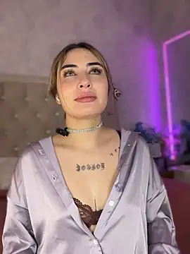 Chat +18 de nini_love01 ao vivo