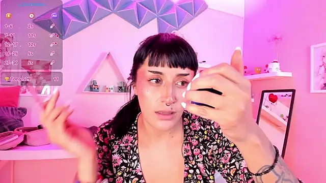 Valkiria_ponce: онлайн-секс-чат