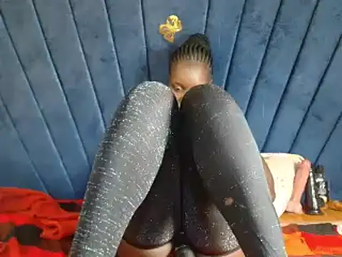 Amish_Mayla Adlı Modelin Canlı XXX Sohbeti