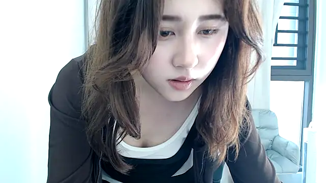 Liliya-77 Show Webcam