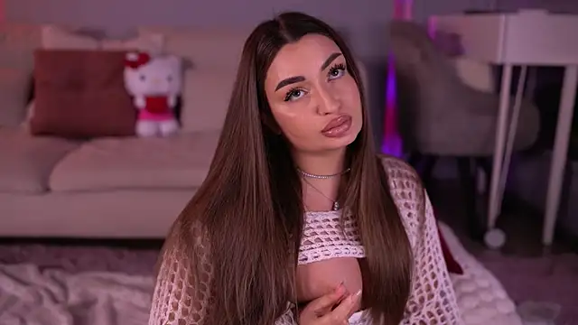 MillaSerene Chat XXX live