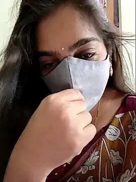 yoursana- Live XXX-chat