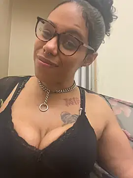 Princess_Desirae Chat XXX live