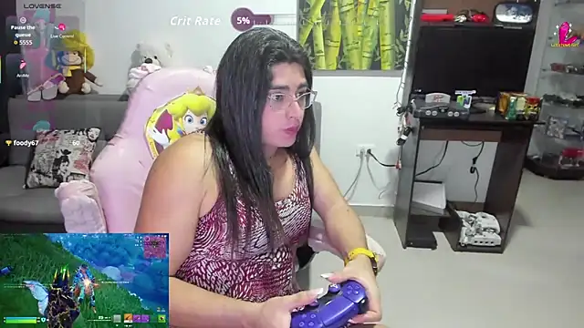 Khalifa_Gold Show in webcam