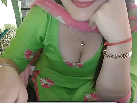 _chitranshi: онлайн-секс-чат