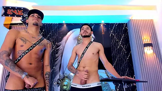 the_knights_of_the_night_'s Live XXX Chat