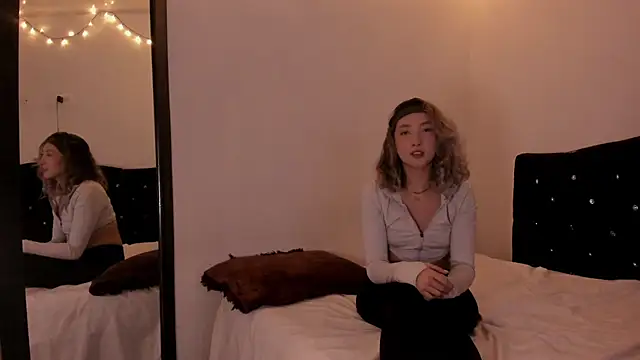 Laurenn_Sweet's Webcam Show