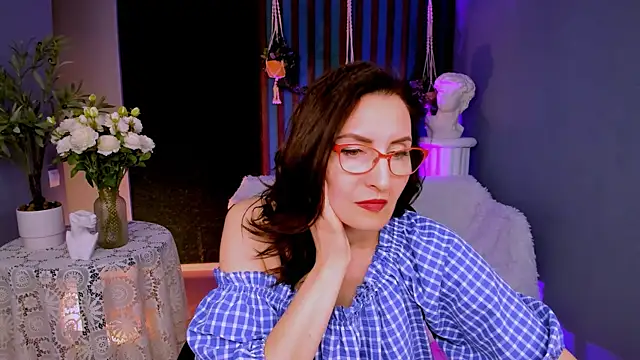 Chat +18 de UnaTerra ao vivo