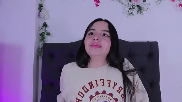 Chat +18 de kaylee_lee ao vivo