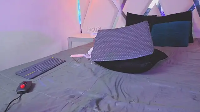 Chat XXX en directo de Miah_Stewart