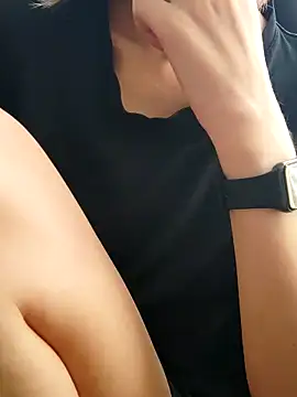 Aashikalaa's Live XXX Chat