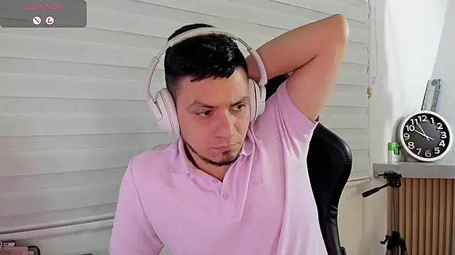 Rick_Adams Live XXX-Chat