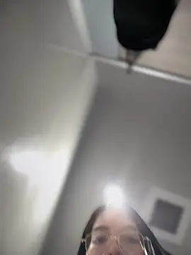 Pokazy przed kamerką – SheenaBrooke