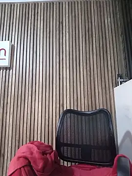 แชท XXX สดของ Valk_submissive