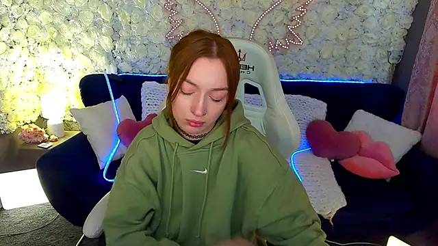 แชท XXX สดของ FoxyMayy