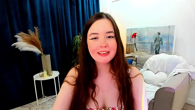 Chat +18 de WishToBloom ao vivo