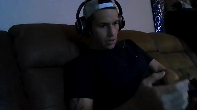 dik4cache's Webcam Show