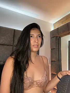 BrigitteVonsのライブXXXチャット