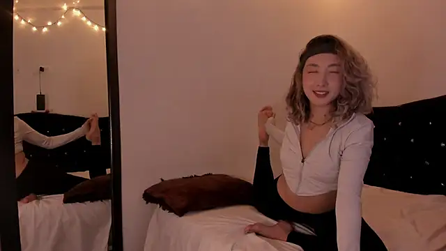 แชท XXX สดของ Laurenn_Sweet