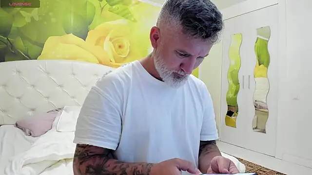 BlowMyXXL 라이브 XXX 채팅