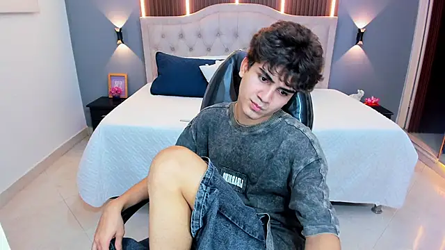 Tommy18__n Webbikameraesitys