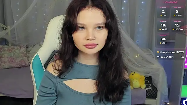 EmilyChaves 即時 XXX 聊天