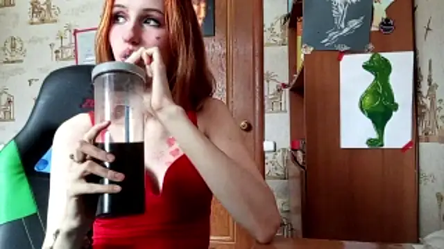 SirenFrost's Live XXX Chat