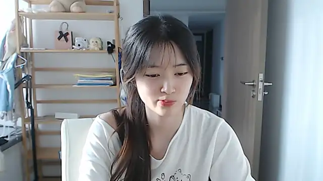 Mimi-cnbaby's Live XXX Chat