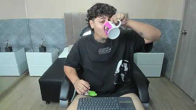 DAMON_SALVATTORE Webcamshow