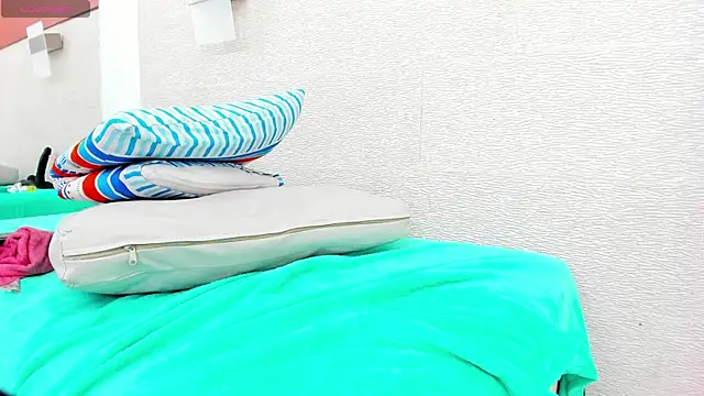 allice_green's Live XXX Chat