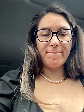 HotXMom_ Live XXX Chat