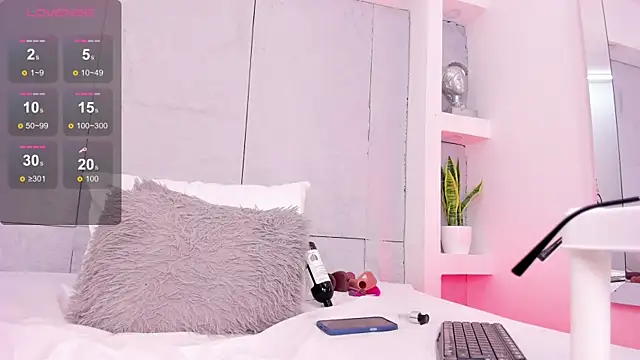 FiorelaSton – Naživo XXX chat