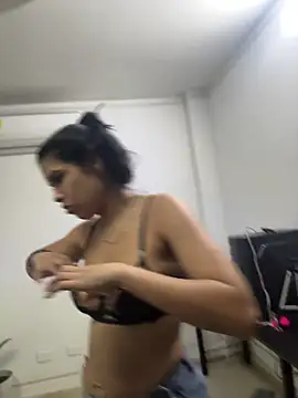 Lili_Stone_ Adlı Modelin Web Kamerası Şovu