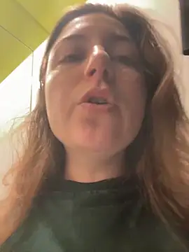 kate_nicepops999114 Adlı Modelin Canlı XXX Sohbeti