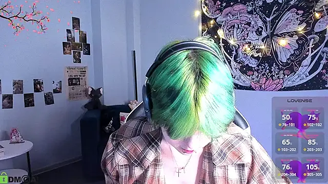 LittleKittenStarのライブXXXチャット