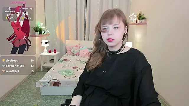 LeonaHicks Live XXX Chat