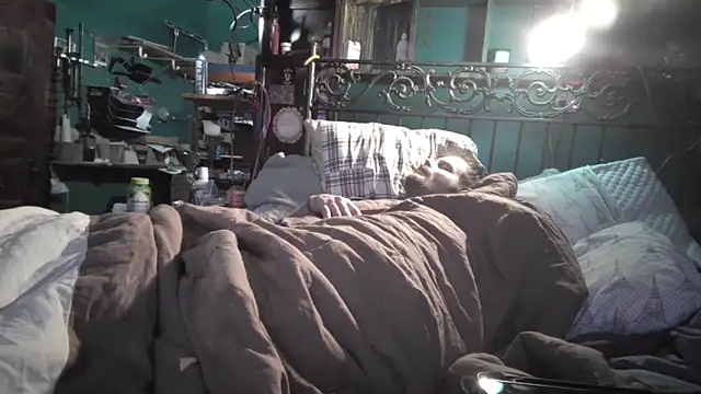 charactrzero Chat XXX in diretta