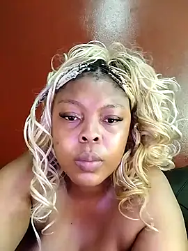 แชท XXX สดของ Sexyroseytitz_00