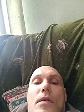 Pineapple04 即時 XXX 聊天