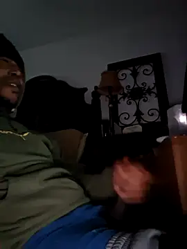 bigboytoy912 Live XXX-Chat